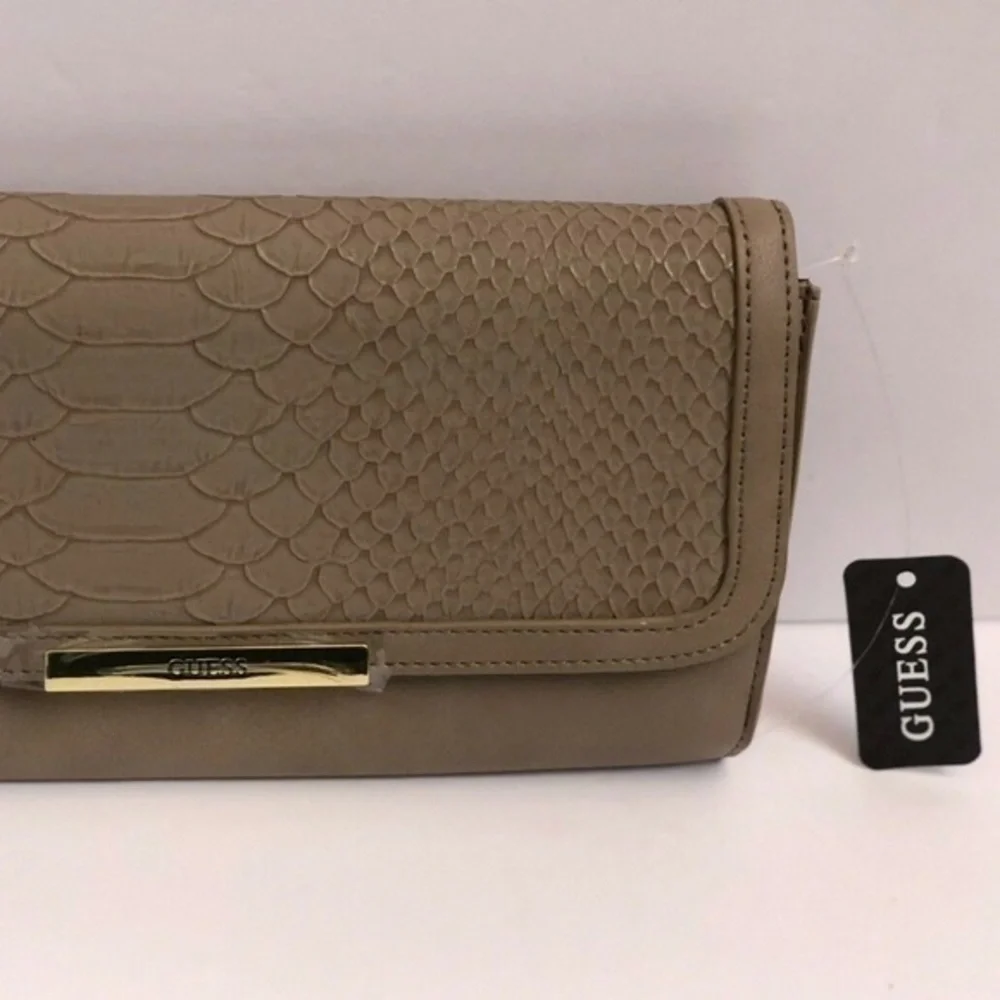 GUESS Clutch Wallet Purse Handbag Evening …